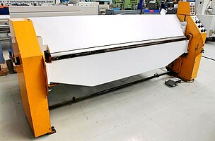 RAS 64.25, Metal Processing, Sheet metal working / shaeres / bending, Folding Machine